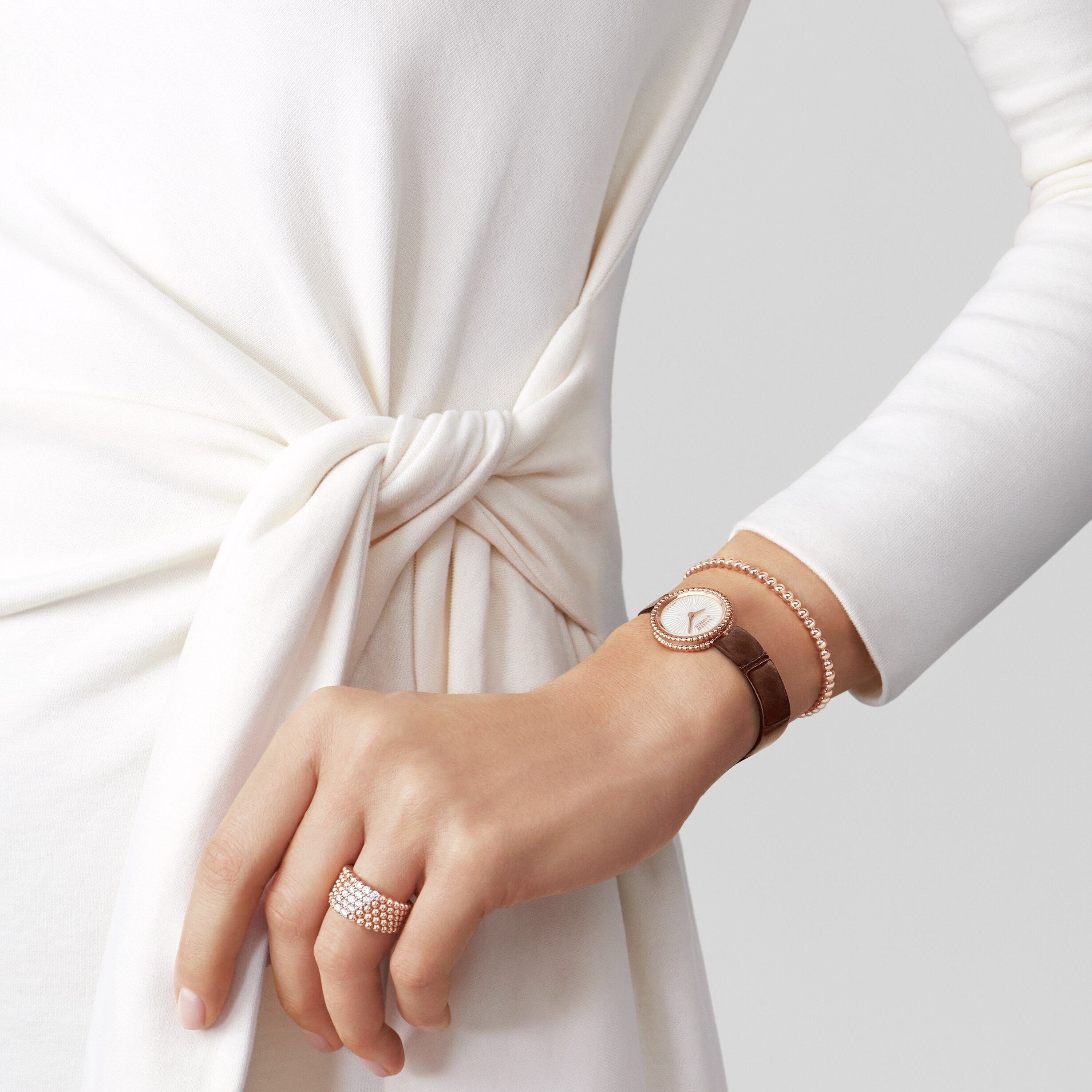 18K Perlée Pearls Bracelet