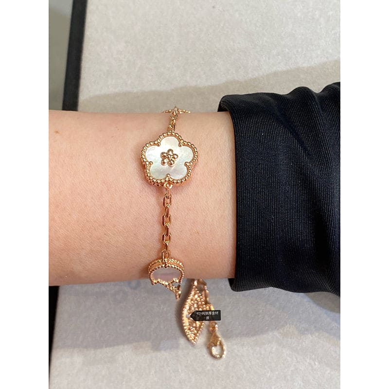 Roostick Lucky Spring Five Motifs Clover Bracelet