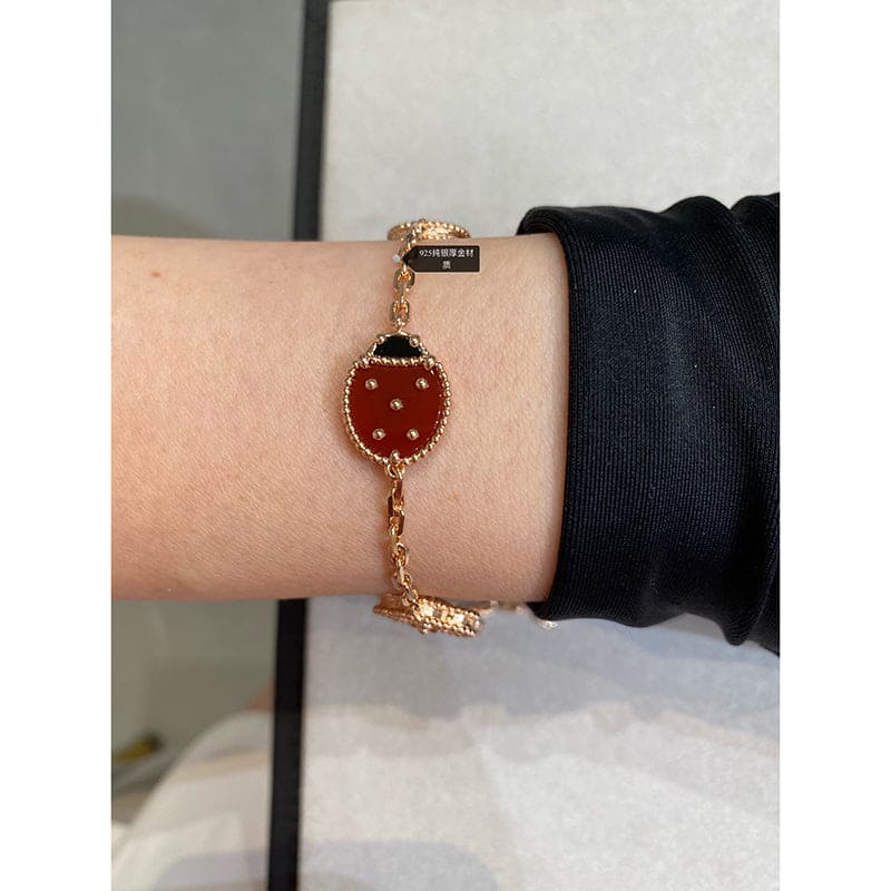 Roostick Lucky Spring Five Motifs Clover Bracelet