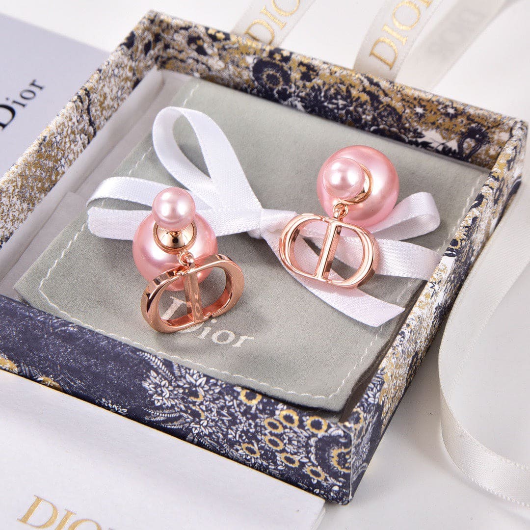 Roostick Tribales Pearl Earrings