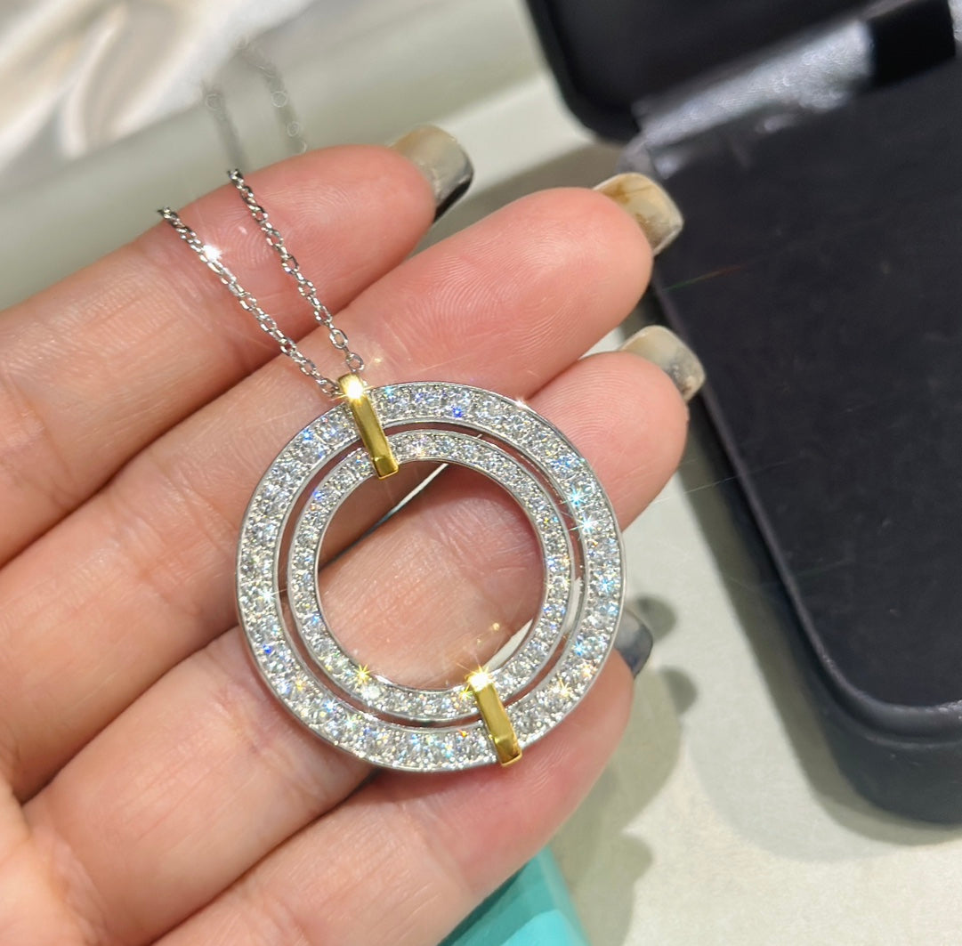 Roostick Edge Circle Diamond Pendant Necklace