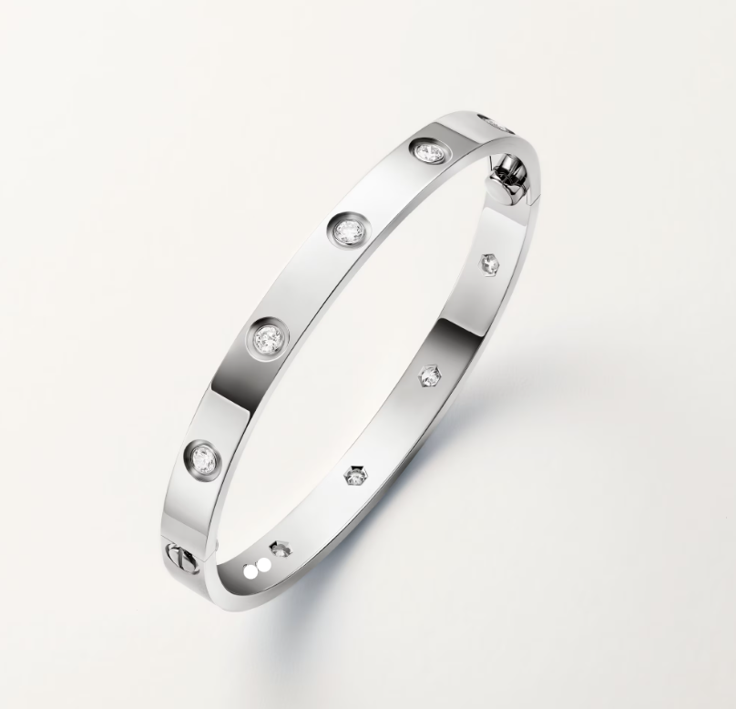 Roostick 18K 10 Diamonds Love Bracelet