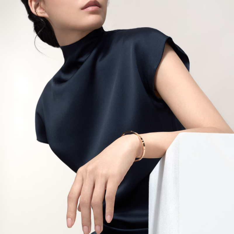 Roostick 18K 6 Diamonds Love Bracelet