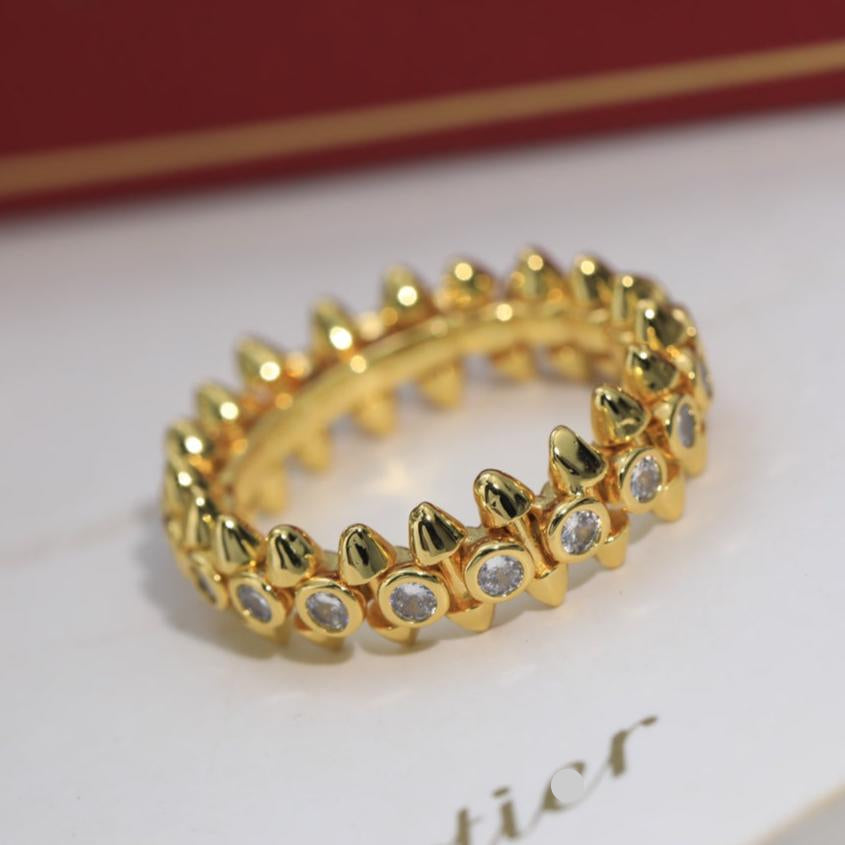 Clash De Diamond Ring