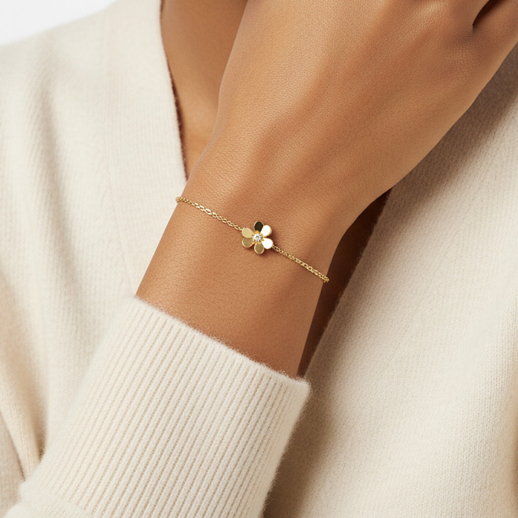 Frivole Medium Clover Bracelet