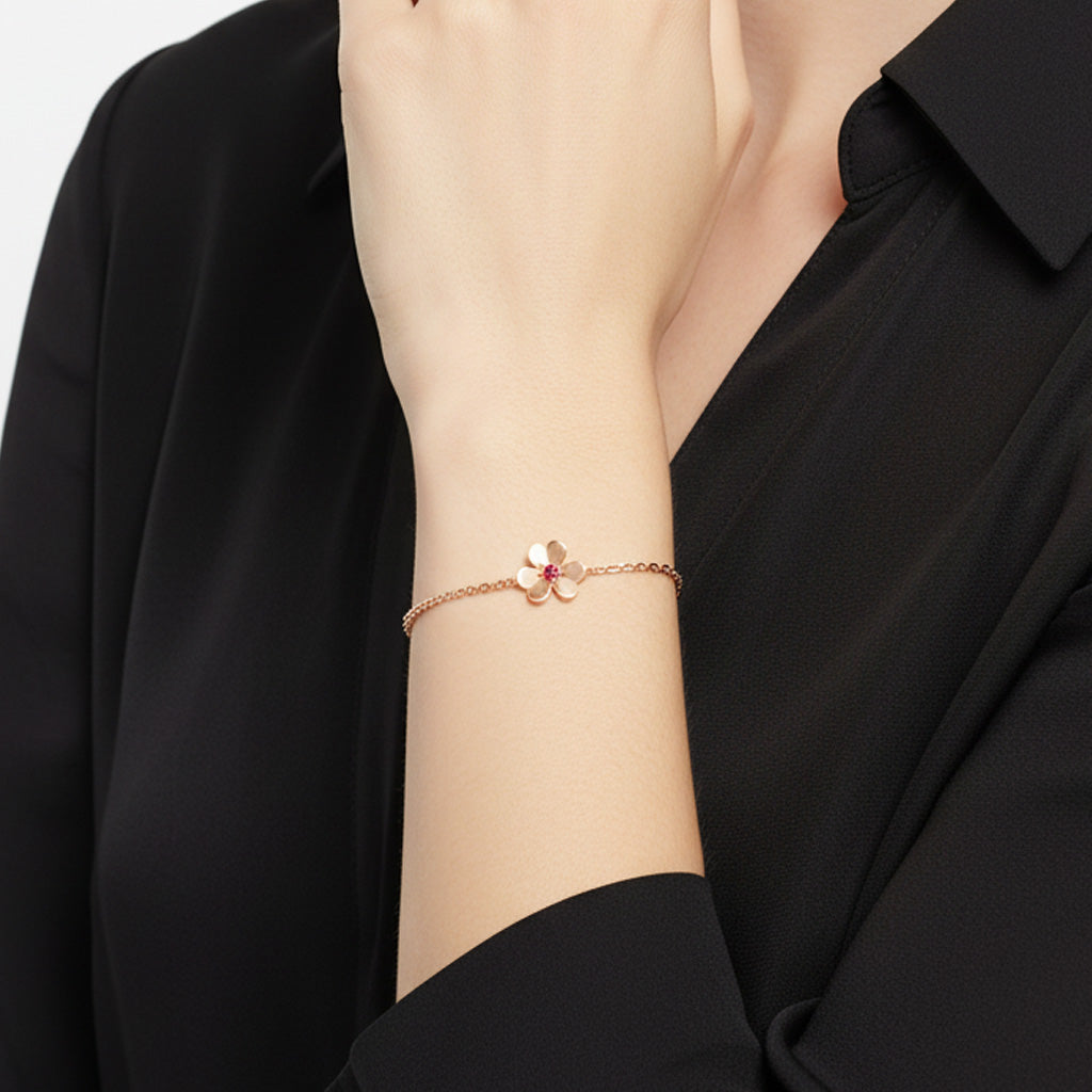 Frivole Ruby Clover Bracelet