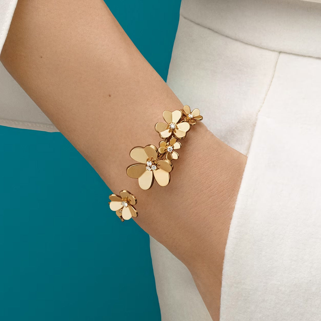 Frivole Seven Flowers Bracelet
