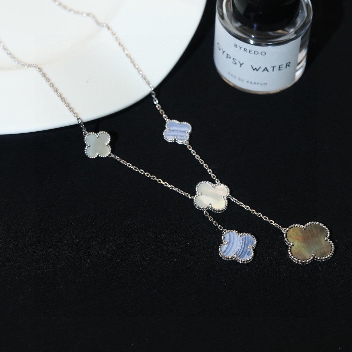 Roostick Magic Alhambra Six Motifs Necklace