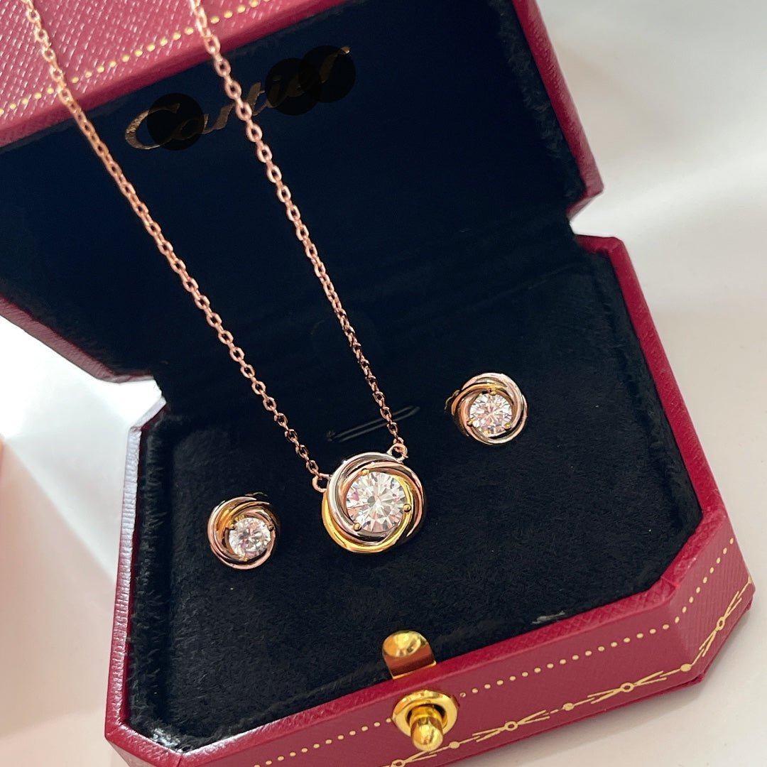 Roostick Trinity Diamond Necklace