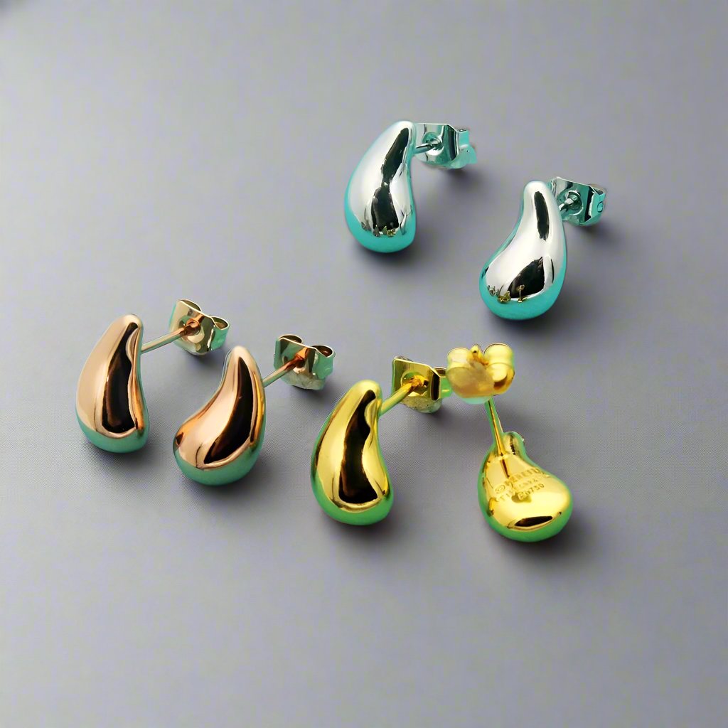 Roostick T Horn Earrings