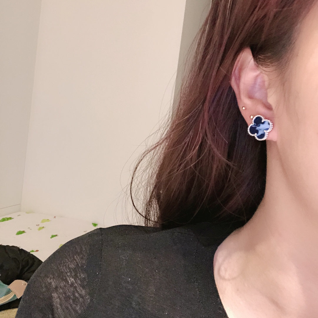 Roostick Vintage Alhambra White Gold Blue Earrings