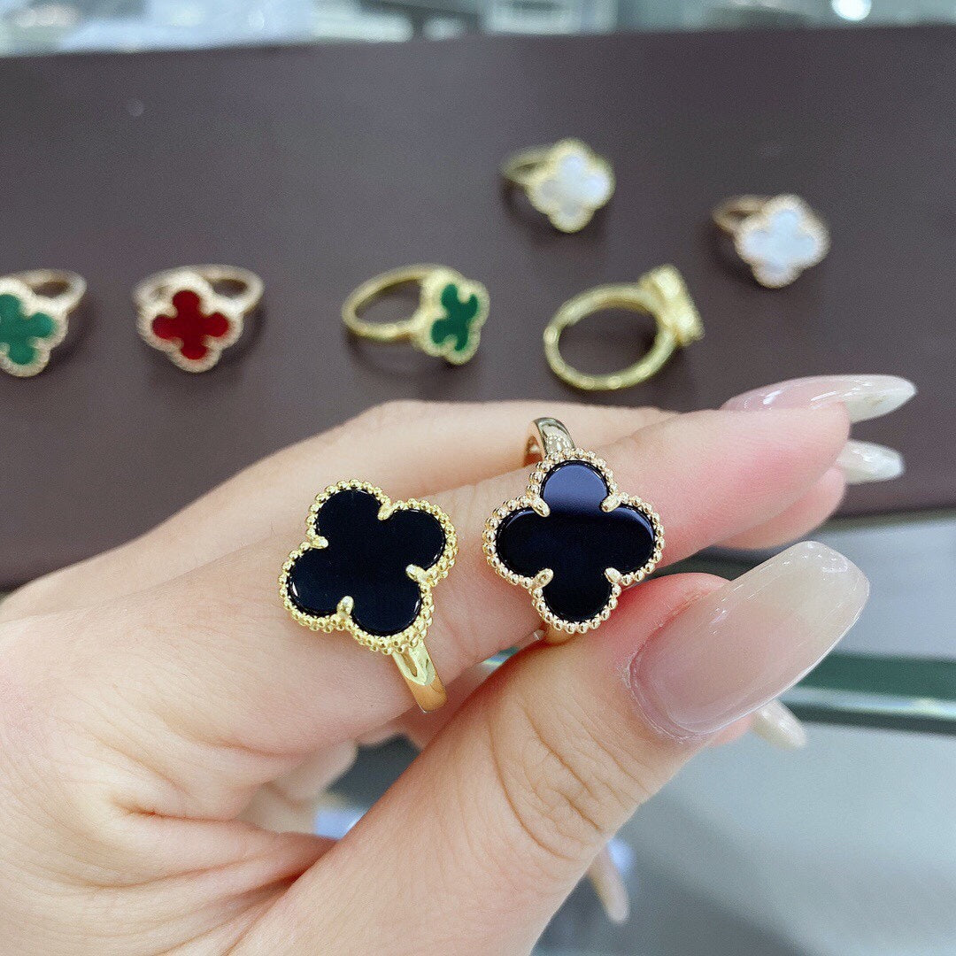 Roostick Magic Alhambra Clover Ring