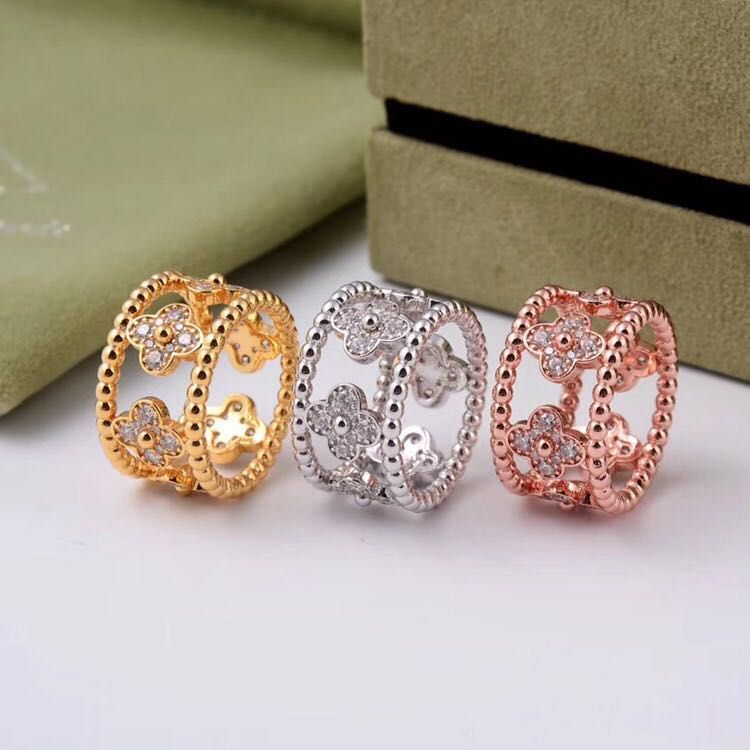 Roostick Perlée Clovers Small Ring
