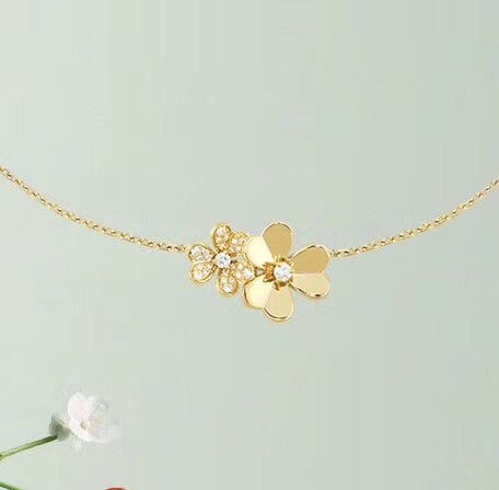 Roostick Frivole Clover Clover Necklace
