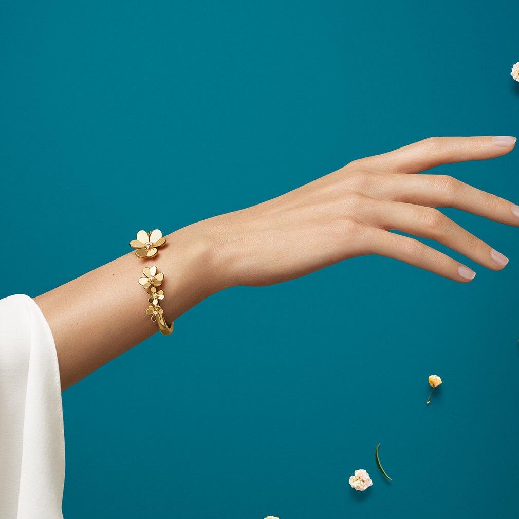 Roostick Frivole Seven Flowers Bracelet