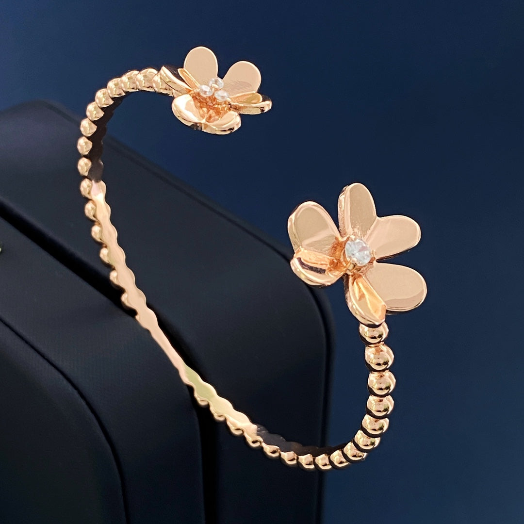 Roostick Frivole Open Bracelet
