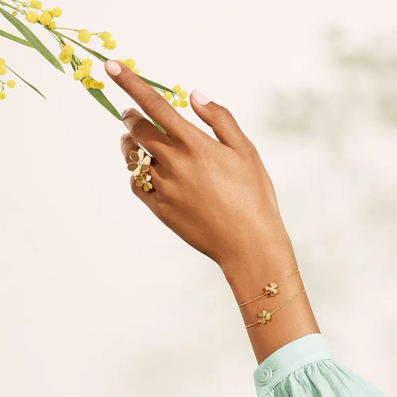 Roostick Frivole Emerald Bracelet