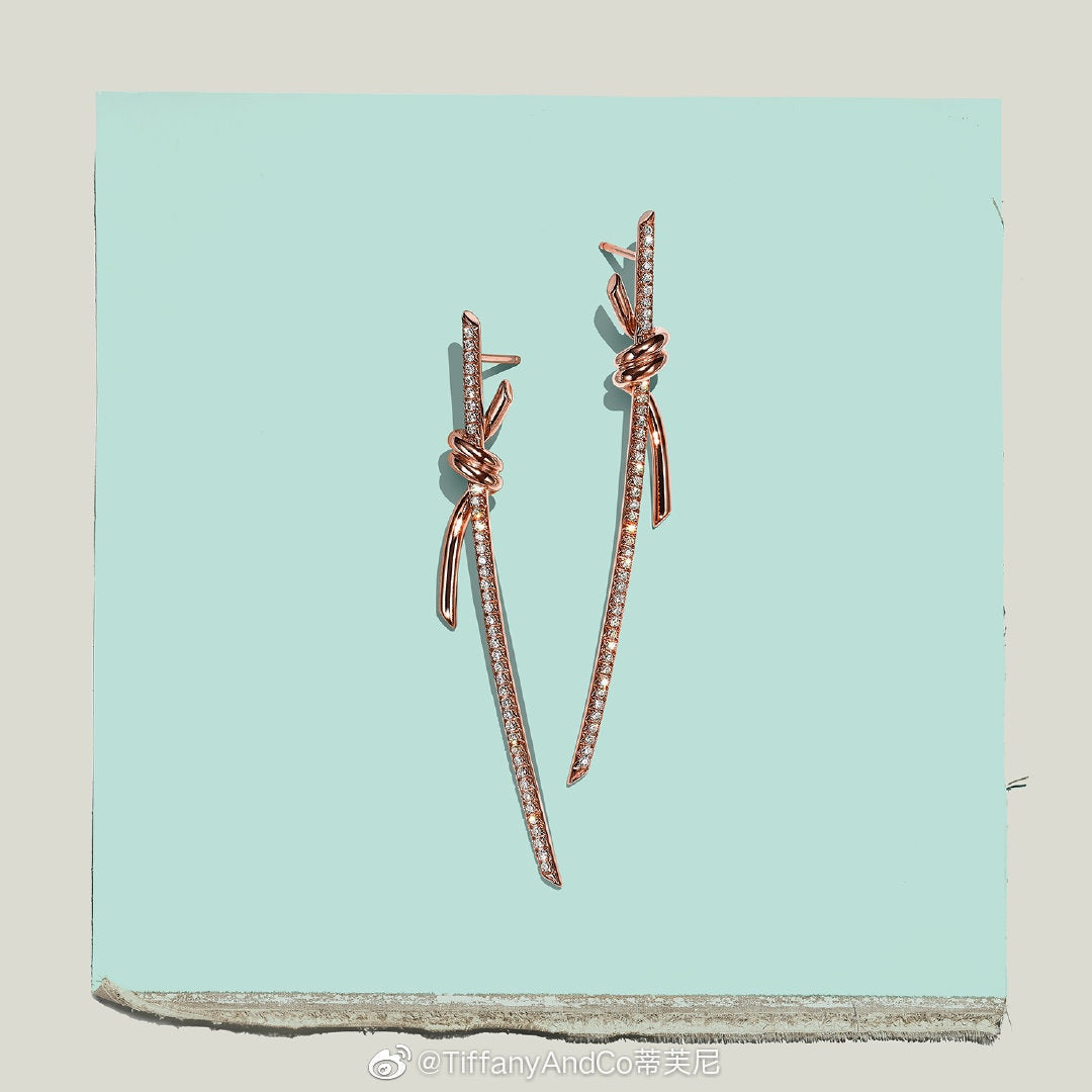 Roostick Knot Drop Diamonds Earrings