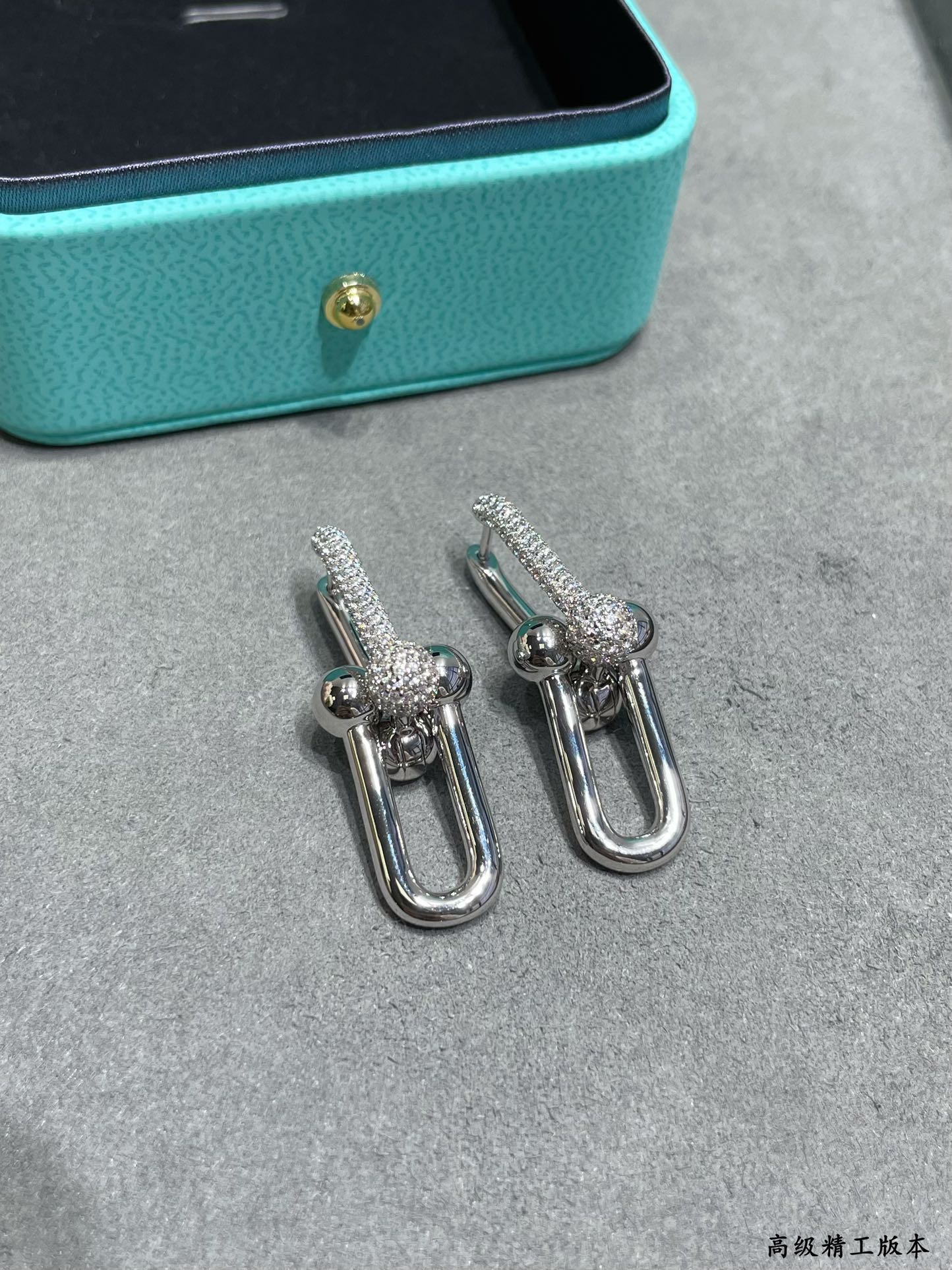 Roostick HardWear Large Link Pave Diamonds Earrings