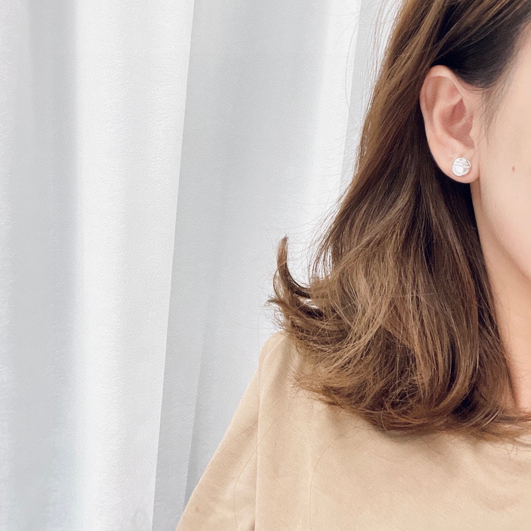 Roostick 18K Return to T Circle Stud Earrings