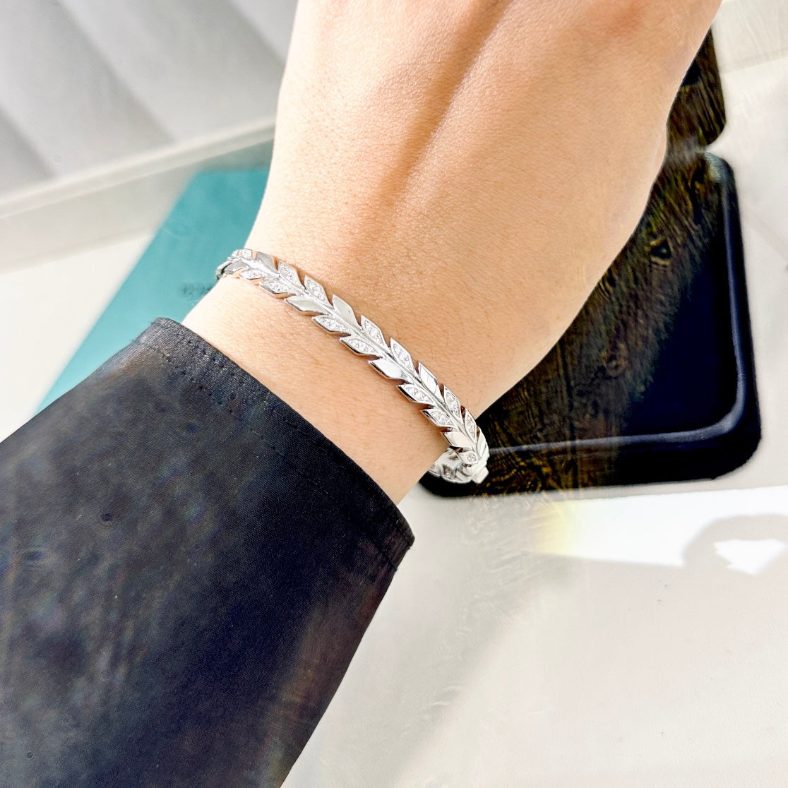 Roostick Victoria Vine Diamond Hinged Bracelet