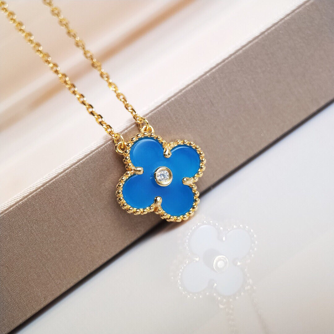 Roostick Vintage Alhambra Agent Clover Necklace
