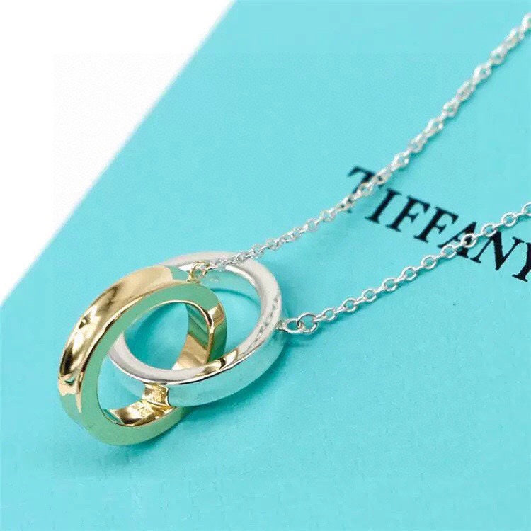 Roostick 1837 Interlocking Circles Pendant Necklace