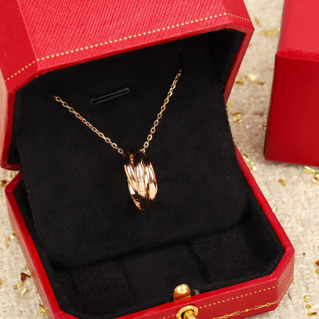 Roostick Trinity Plain Circle Necklace