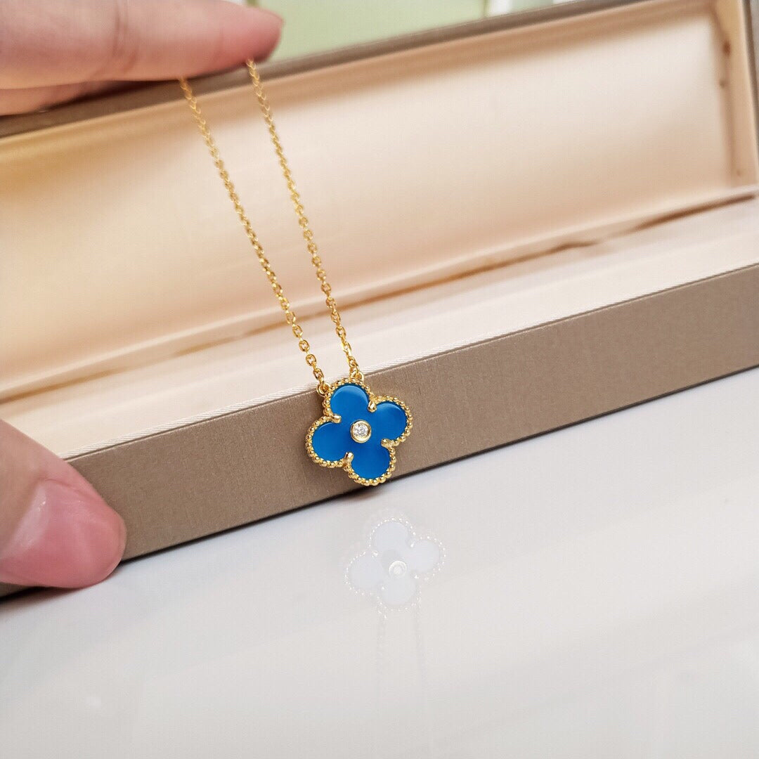 Roostick Vintage Alhambra Agent Clover Necklace