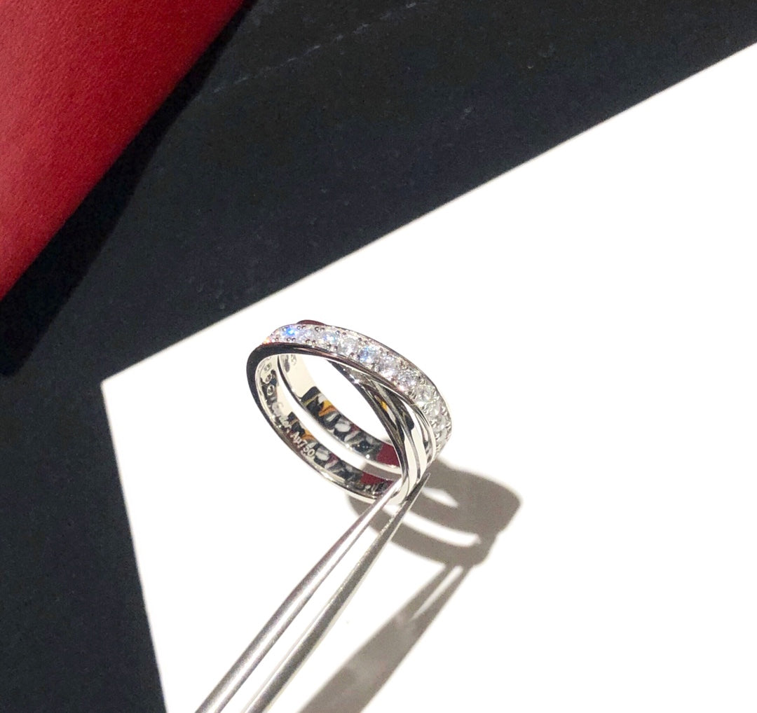 Roostick Etincelle Diamond Crossover Ring