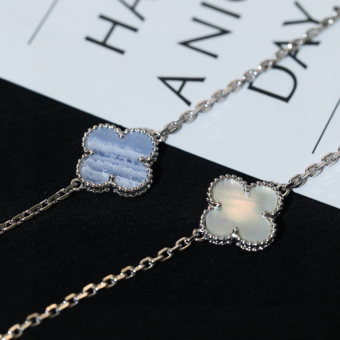 Roostick Magic Alhambra Six Motifs Necklace