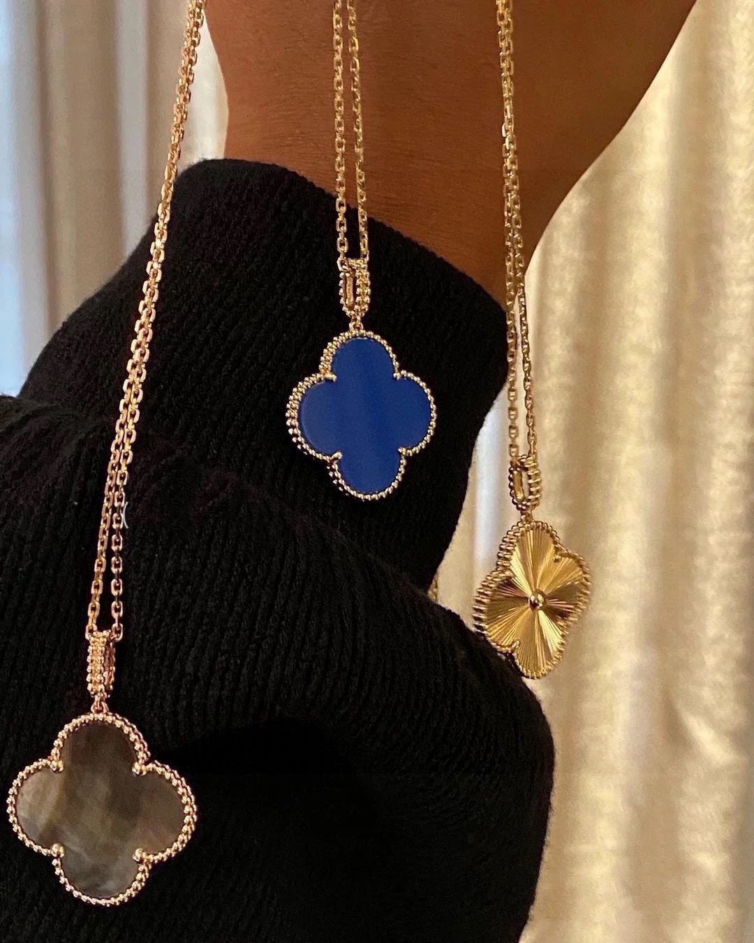 Roostick Magic Alhambra Necklace