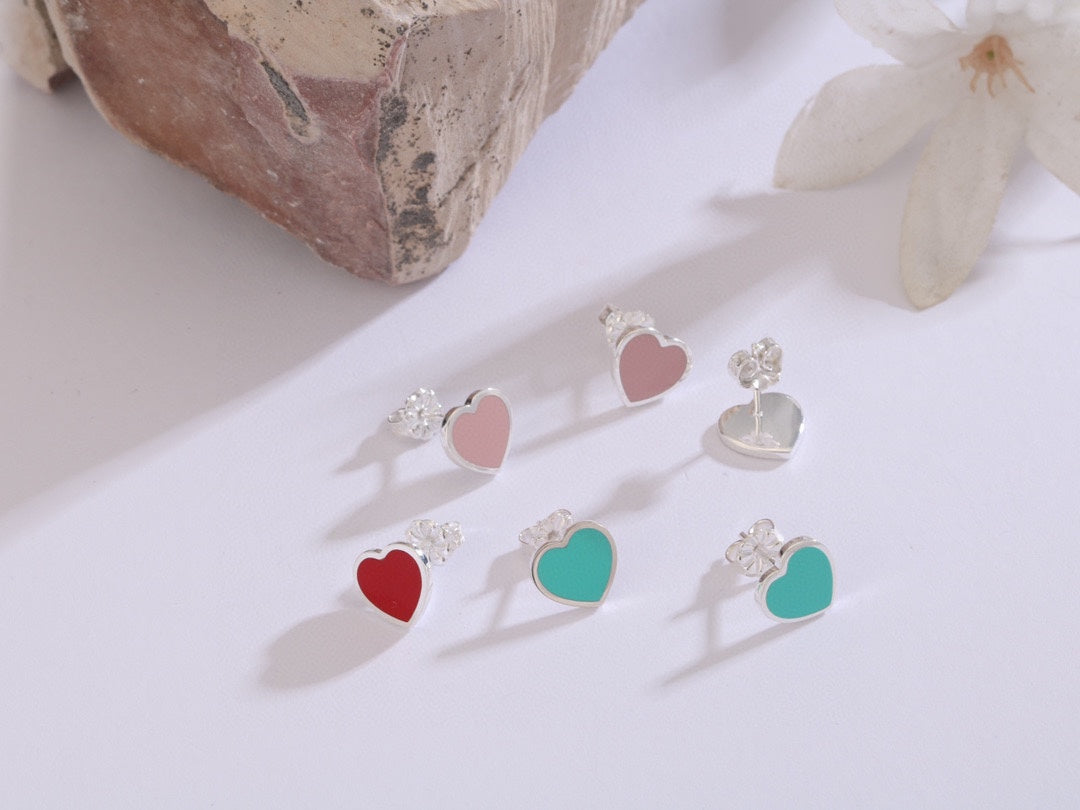 Roostick 18K Return to T Heart Earrings
