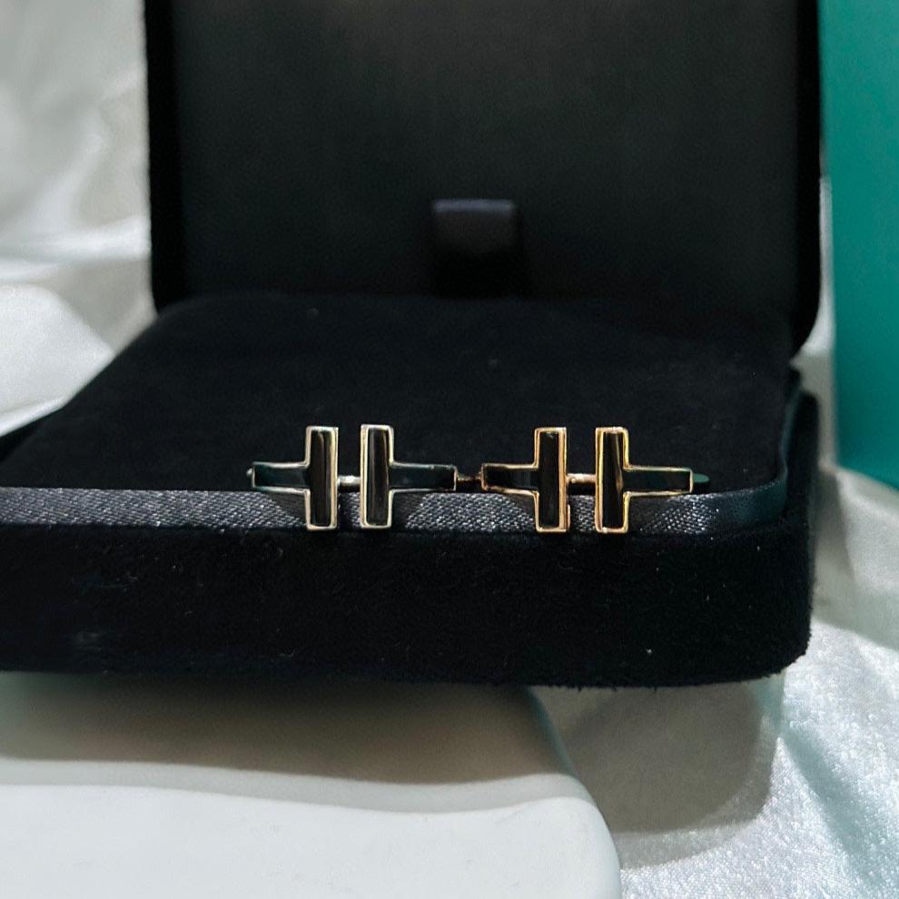 Roostick T Black Onyx Wire Ring