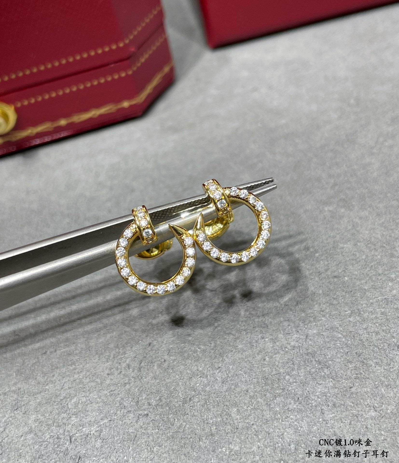 Roostick Juste Un Clou Small Diamond Earrings