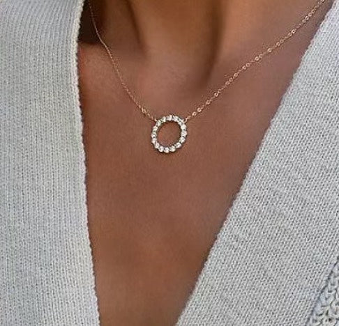 Roostick Circle Diamonds Necklace