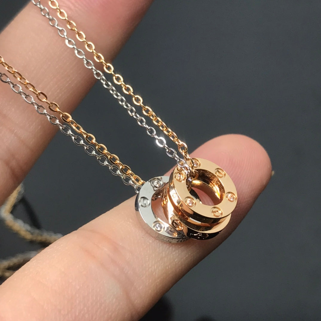 Roostick Love 6 Diamonds Necklace