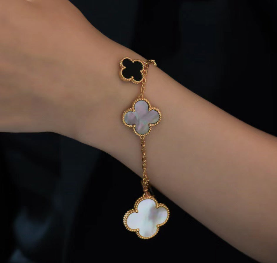 Roostick Magic Alhambra Five Motifs Clover Bracelet