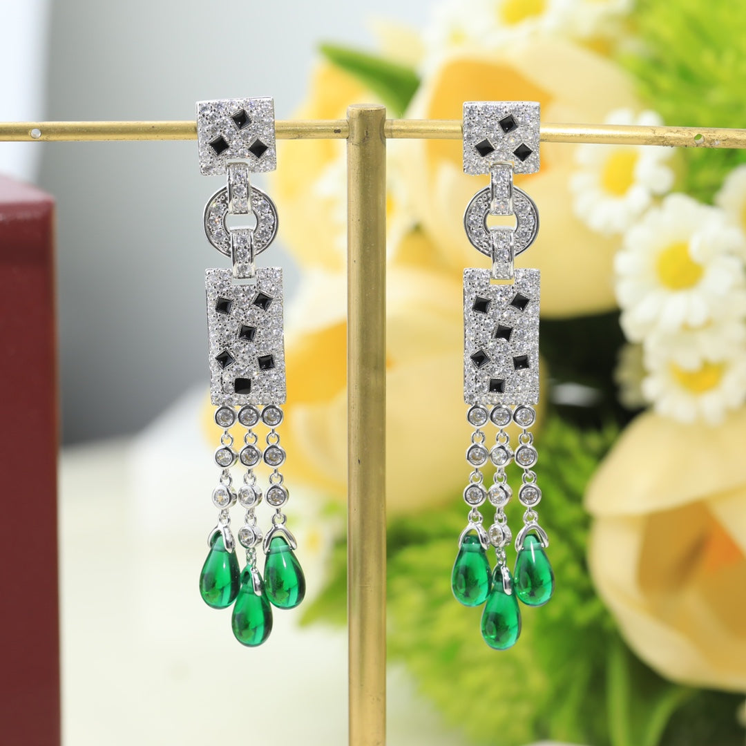 Roostick Panthère De Long Diamond Earrings