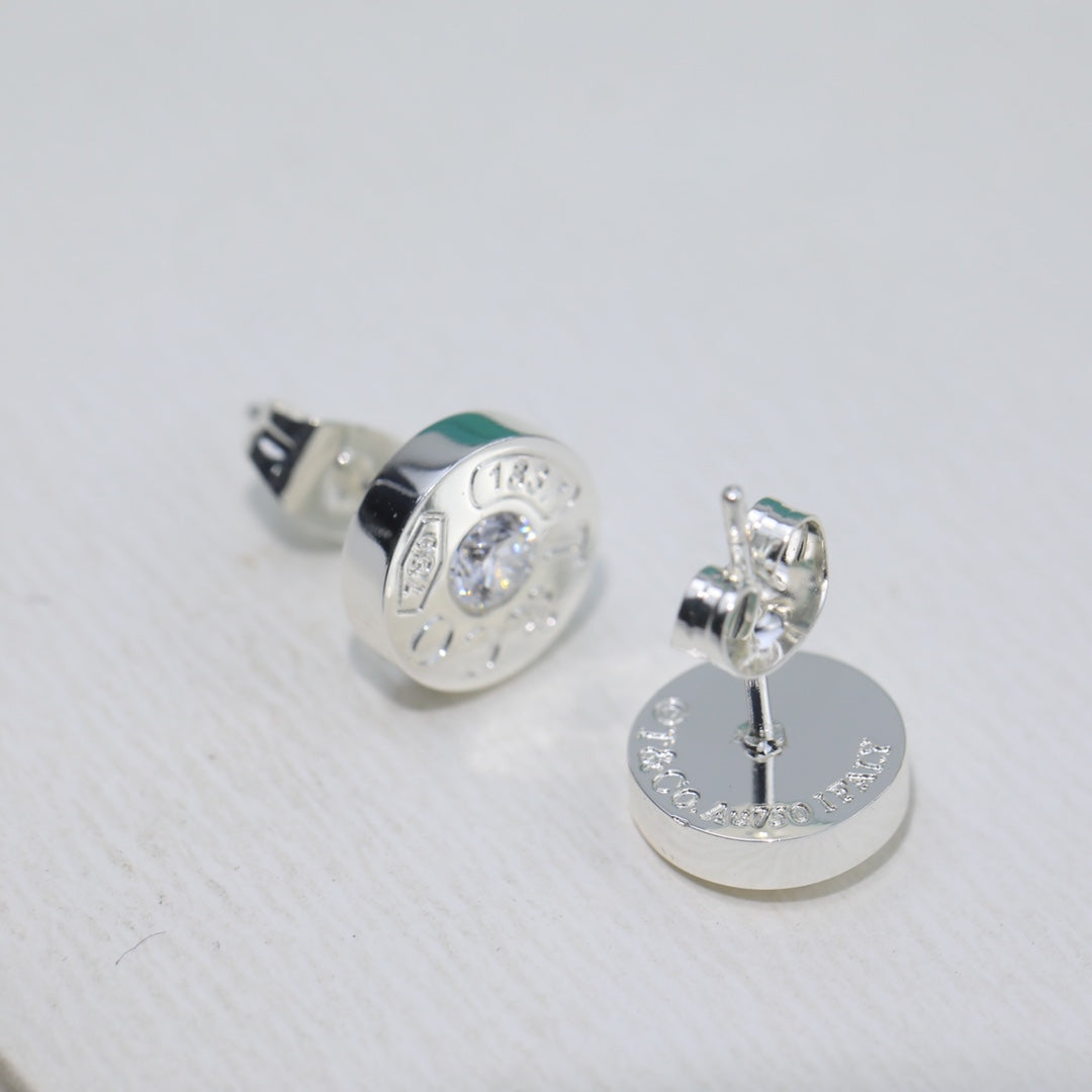 Roostick 1837 Diamond Stud Circle Earrings