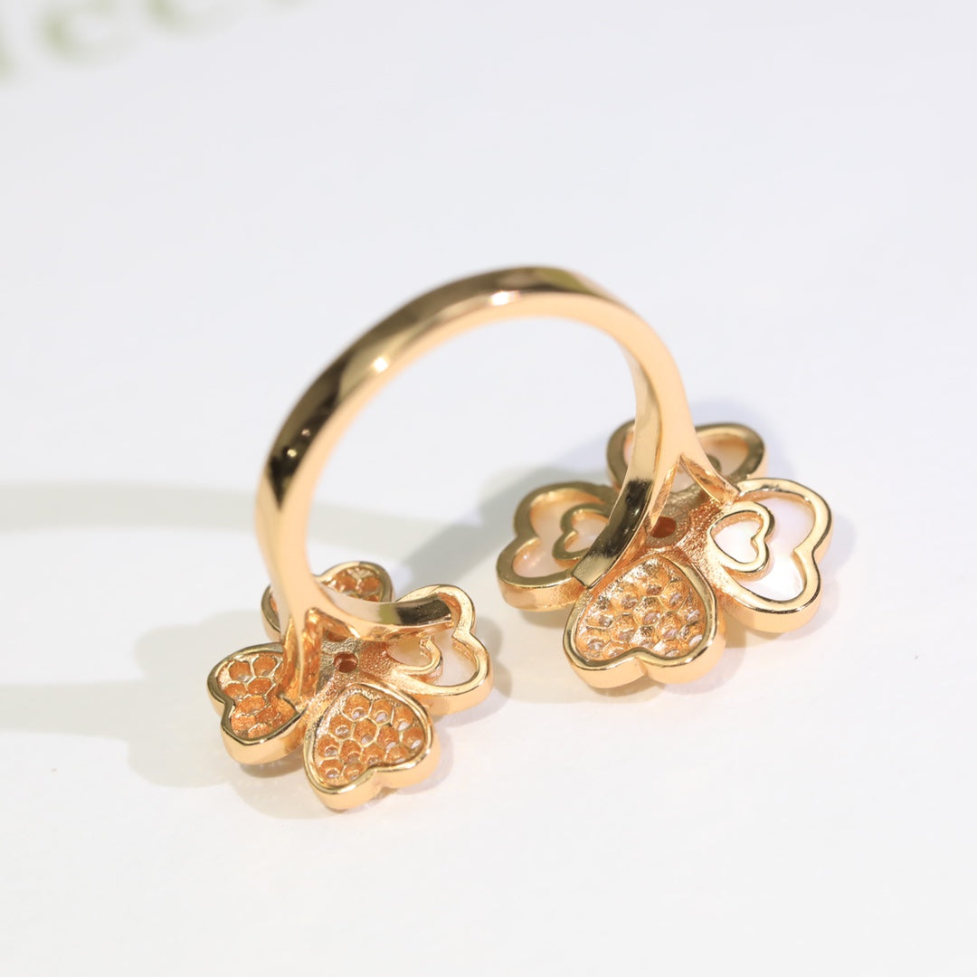 Roostick Cosmos Diamond Rose Gold Between The Finger Diamond Ring
