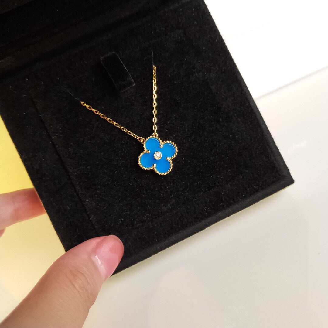 Roostick Vintage Alhambra Agent Clover Necklace
