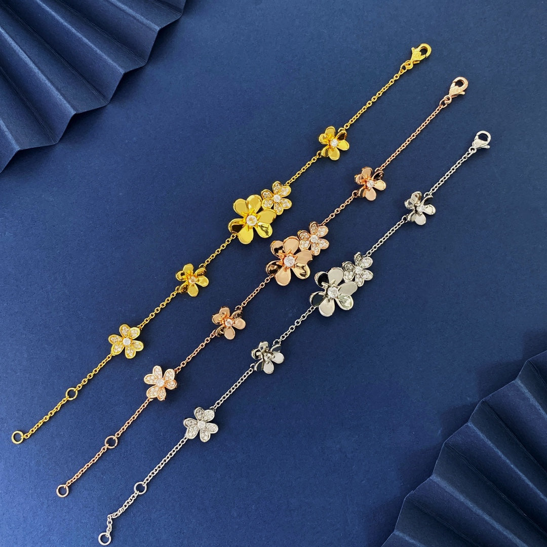 Roostick Frivole Flowers Bracelet
