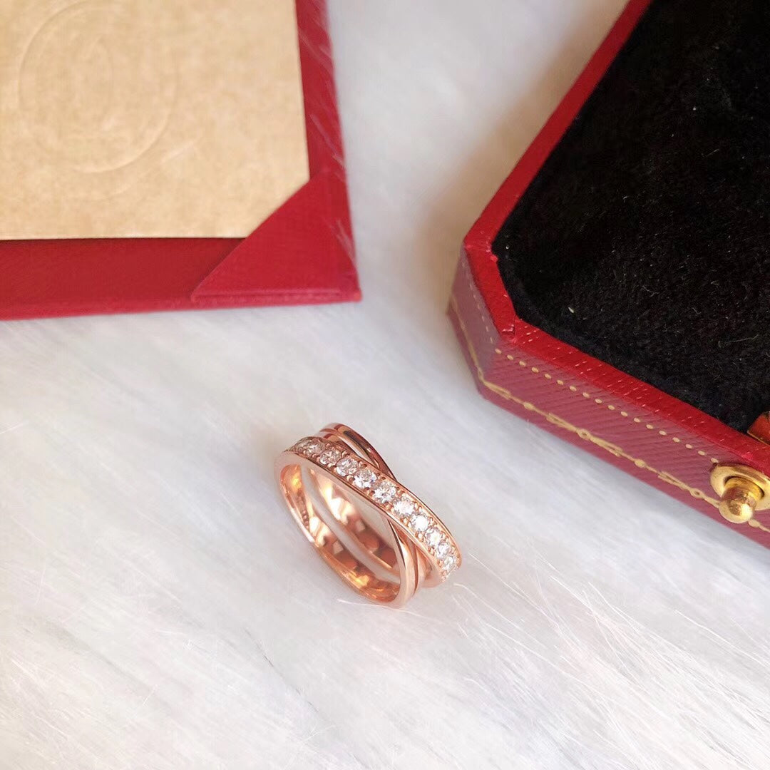 Roostick Etincelle Diamond Crossover Ring