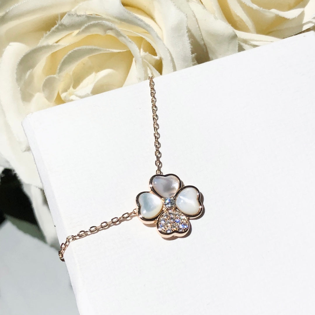Roostick Cosmos Clip Pendant Necklace