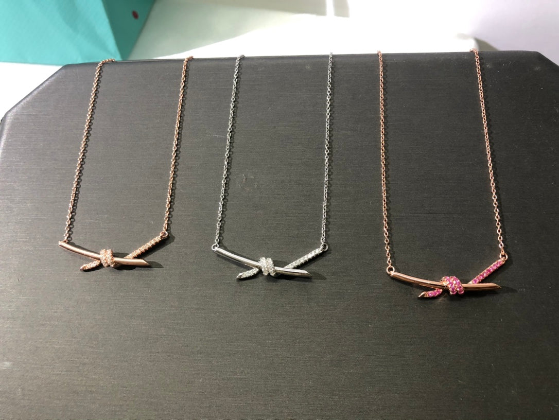 Roostick Knot Pendant Diamond Necklace