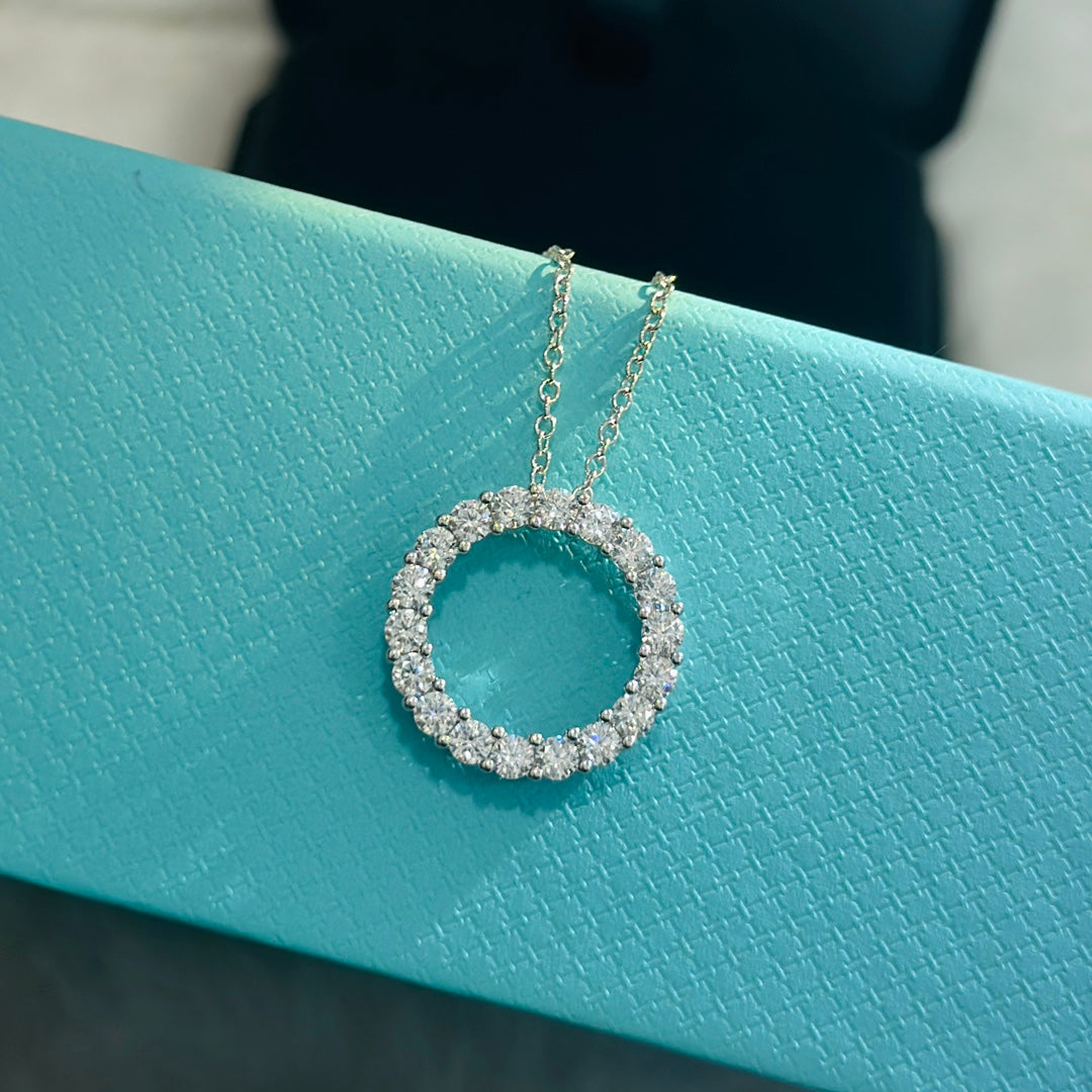 Roostick Circle Diamonds Necklace