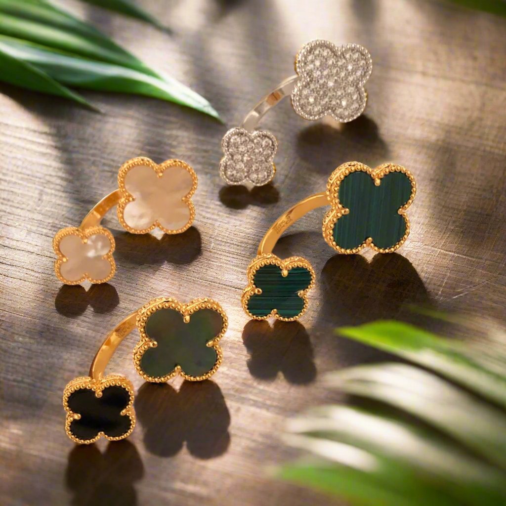 Roostick Magic Alhambra Clover Between The Finger Ring