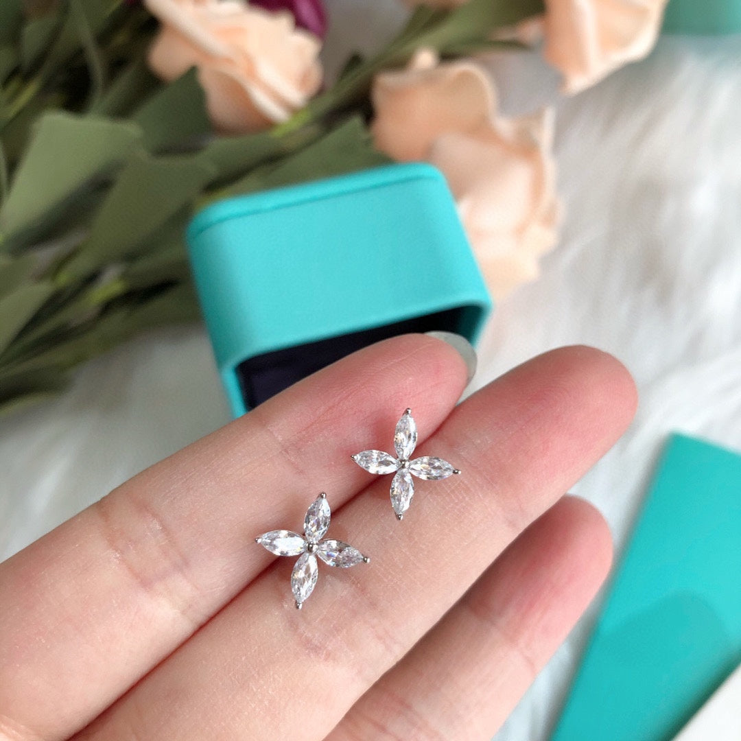 Roostick Platinum And Diamond Victoria Stud Earrings
