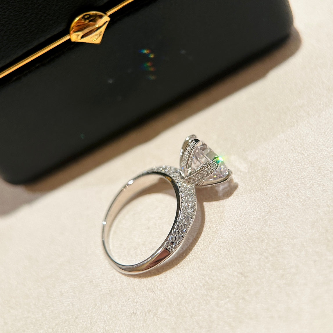 Roostick 18K T Pavé T Setting Engagement Ring